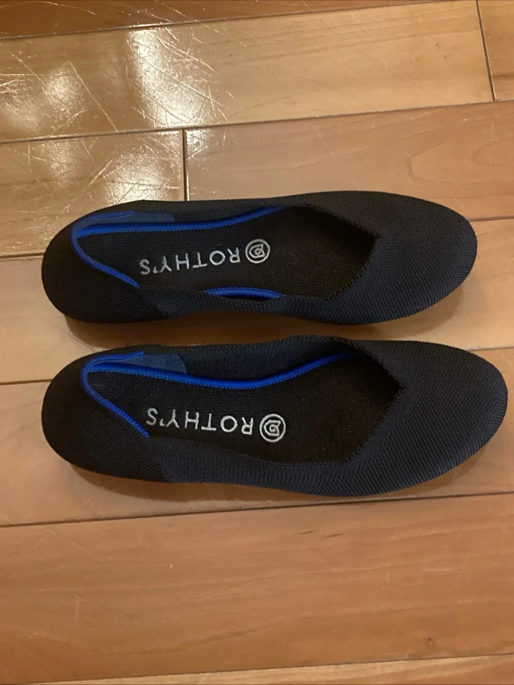 Rothy's Black Knit Ballet Flats with Blue Trim round toe women’s size 8